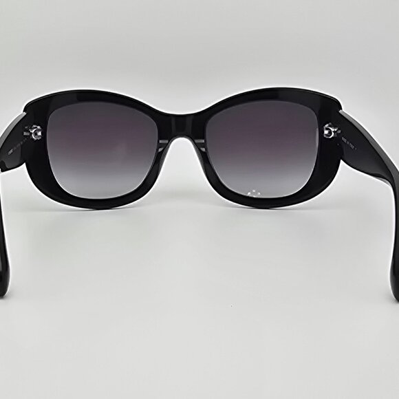 Chanel 5239 c. 501/3C Shiny Black Frame Grey Gradient Lens Sunglasses w/ Case main image 5